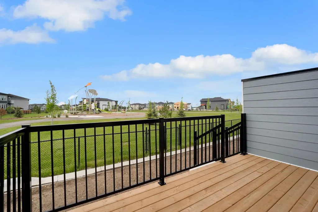 390 South Shore Drive Chestermere AB T1X 2Y6