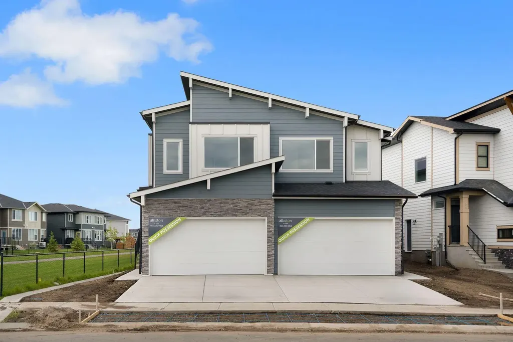 390 South Shore Drive Chestermere AB T1X 2Y6