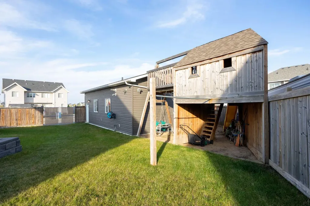 149 Ward Crescent Fort Mcmurray AB T9K0X5