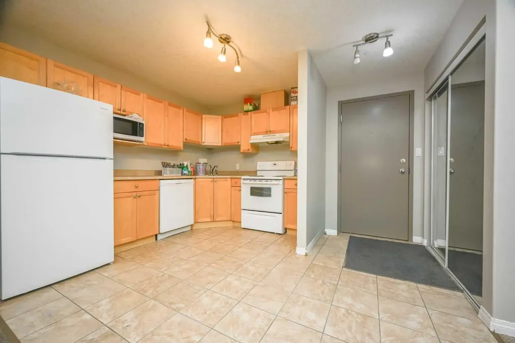 9810 96 Street Grande Prairie AB T8V 7T9