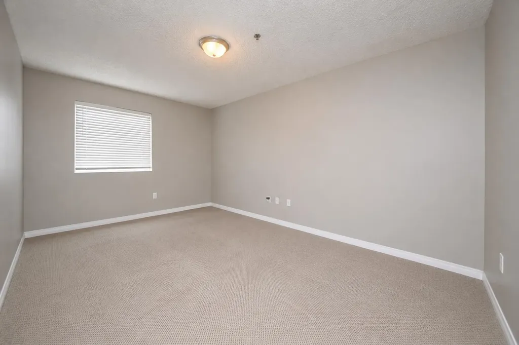 9810 96 Street Grande Prairie AB T8V 7T9