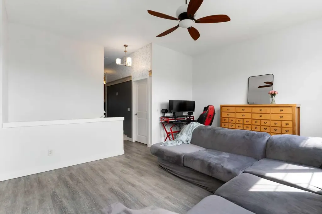 174 Fireside Place Cochrane AB T4C 0R6