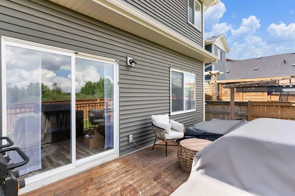 174 Fireside Place Cochrane AB T4C 0R6