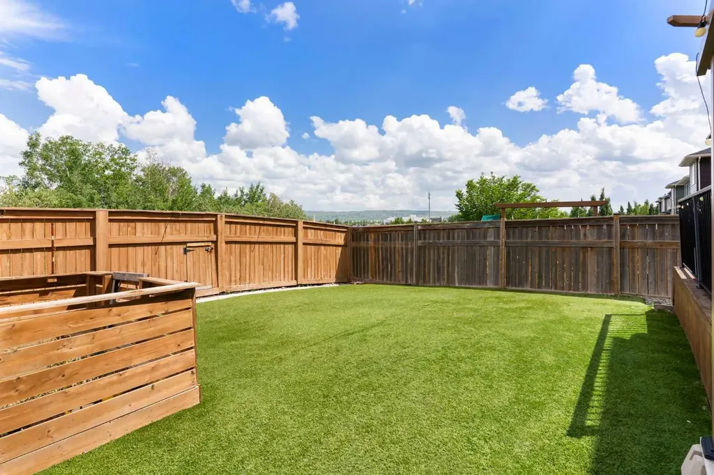 174 Fireside Place Cochrane AB T4C 0R6