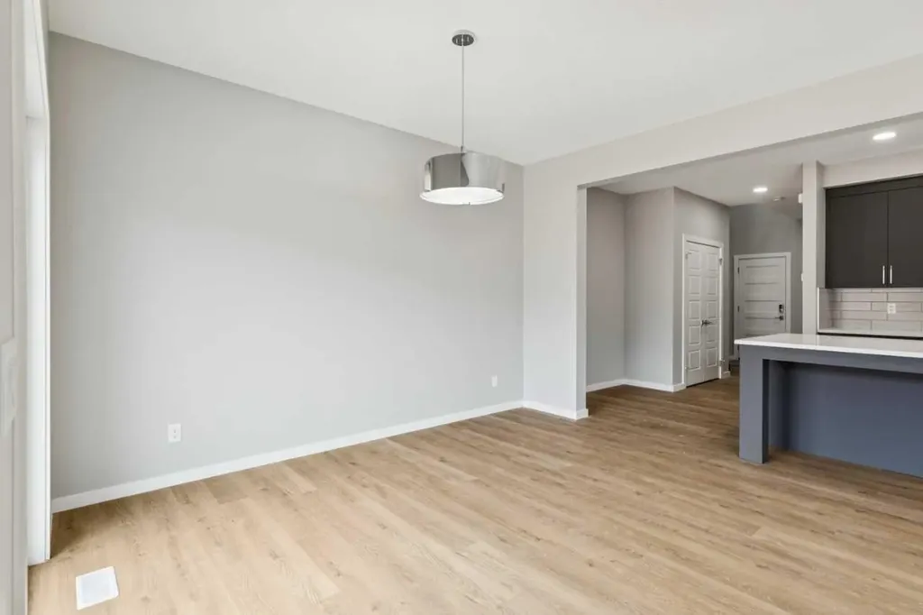 396 Heartwood Grove SE Calgary AB T3M 2K1
