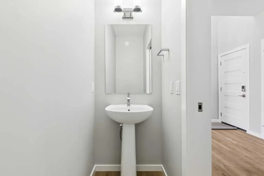 396 Heartwood Grove SE Calgary AB T3M 2K1