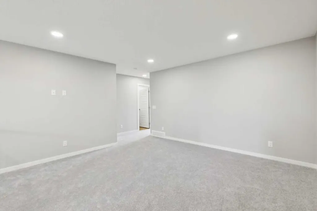396 Heartwood Grove SE Calgary AB T3M 2K1