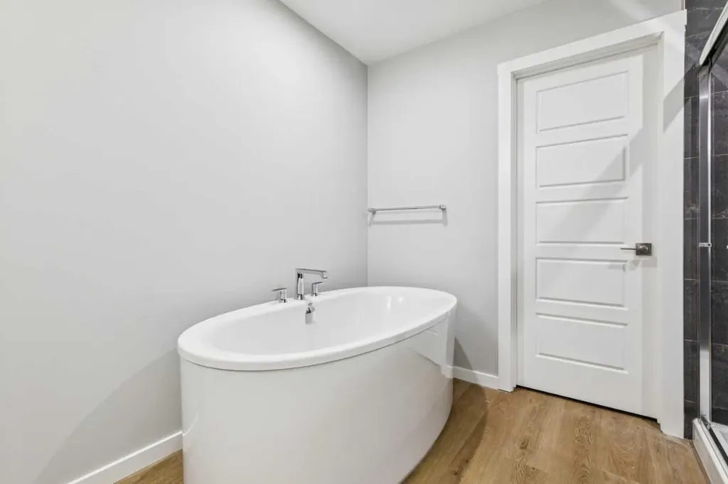 396 Heartwood Grove SE Calgary AB T3M 2K1