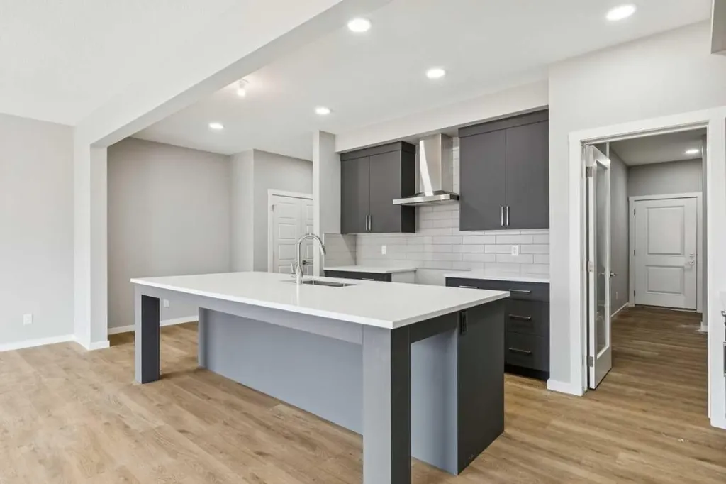 396 Heartwood Grove SE Calgary AB T3M 2K1