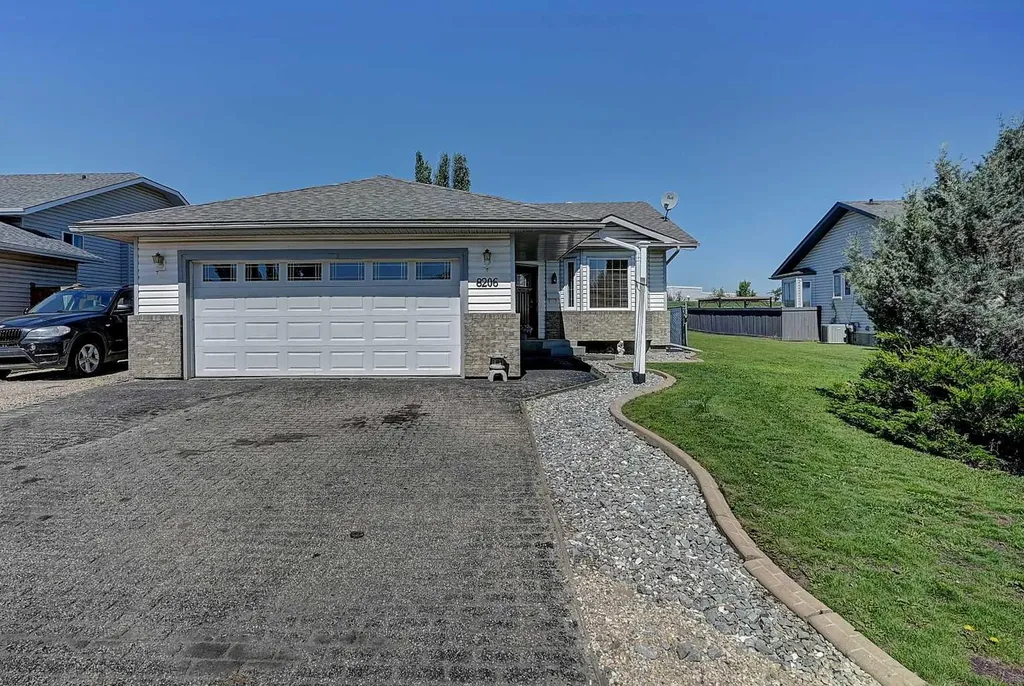 8206 107 Street Grande Prairie AB T8W 2J6