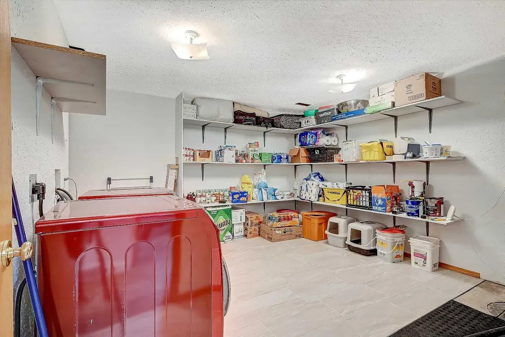 8206 107 Street Grande Prairie AB T8W 2J6