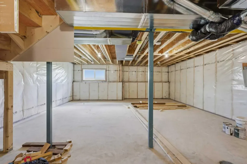 125 Hampton Crescent Sylvan Lake AB T4S 1S8
