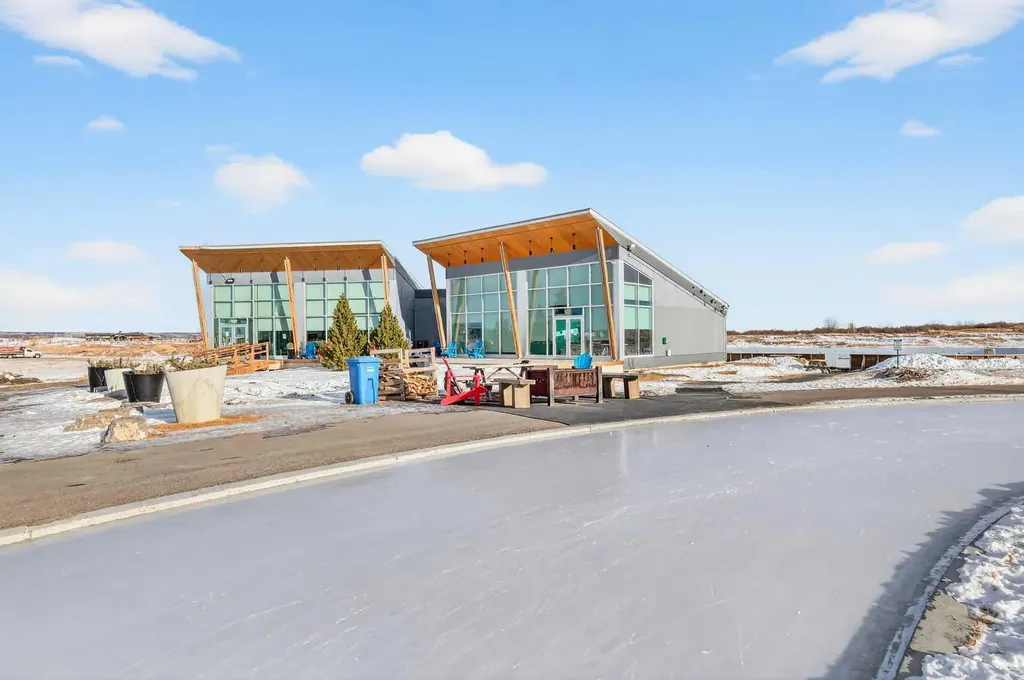 318 Harmony Lake Way Rural Rocky View County AB T3Z 0E7