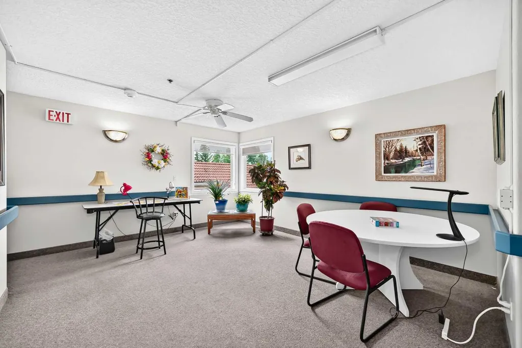 1818 Simcoe Boulevard SW Calgary AB T3H 3L9