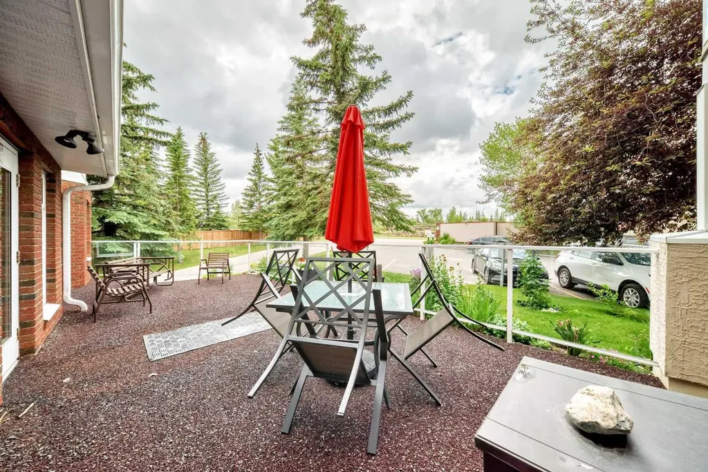 1818 Simcoe Boulevard SW Calgary AB T3H 3L9