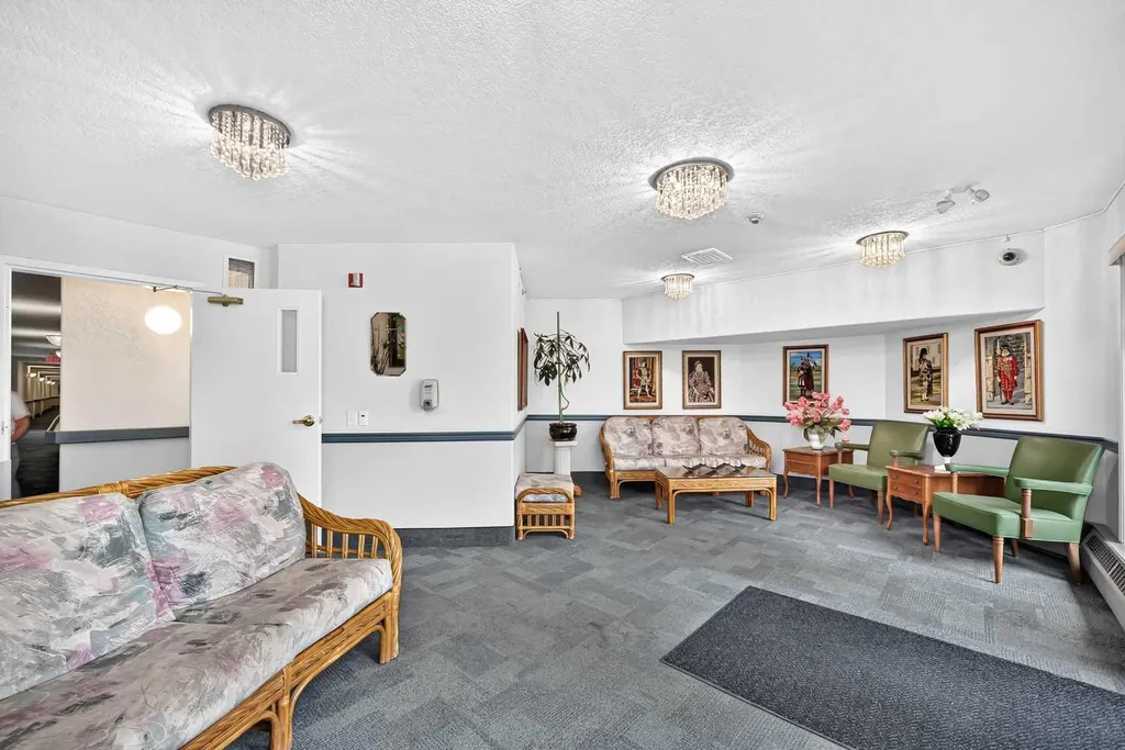 1818 Simcoe Boulevard SW Calgary AB T3H 3L9