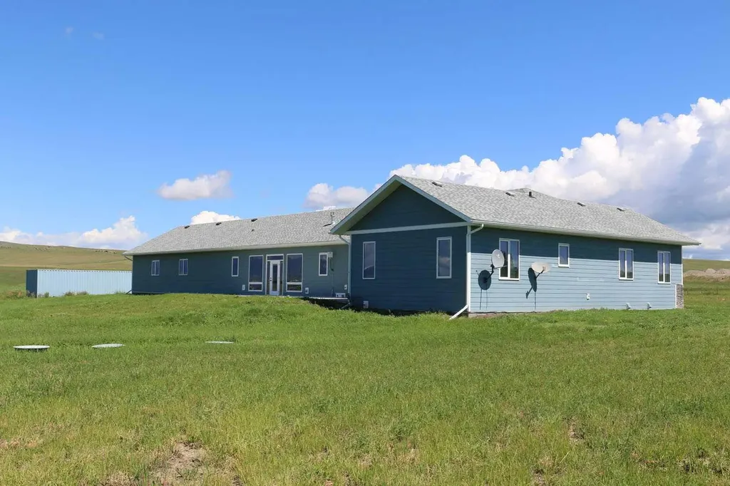 7516 Range Road 30-2a Rural Pincher Creek No. 9 M.d. Of AB T0K 0P0