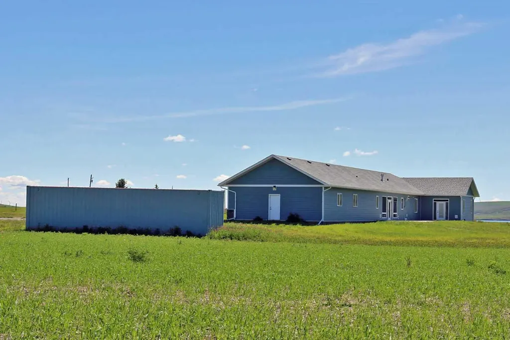 7516 Range Road 30-2a Rural Pincher Creek No. 9 M.d. Of AB T0K 0P0