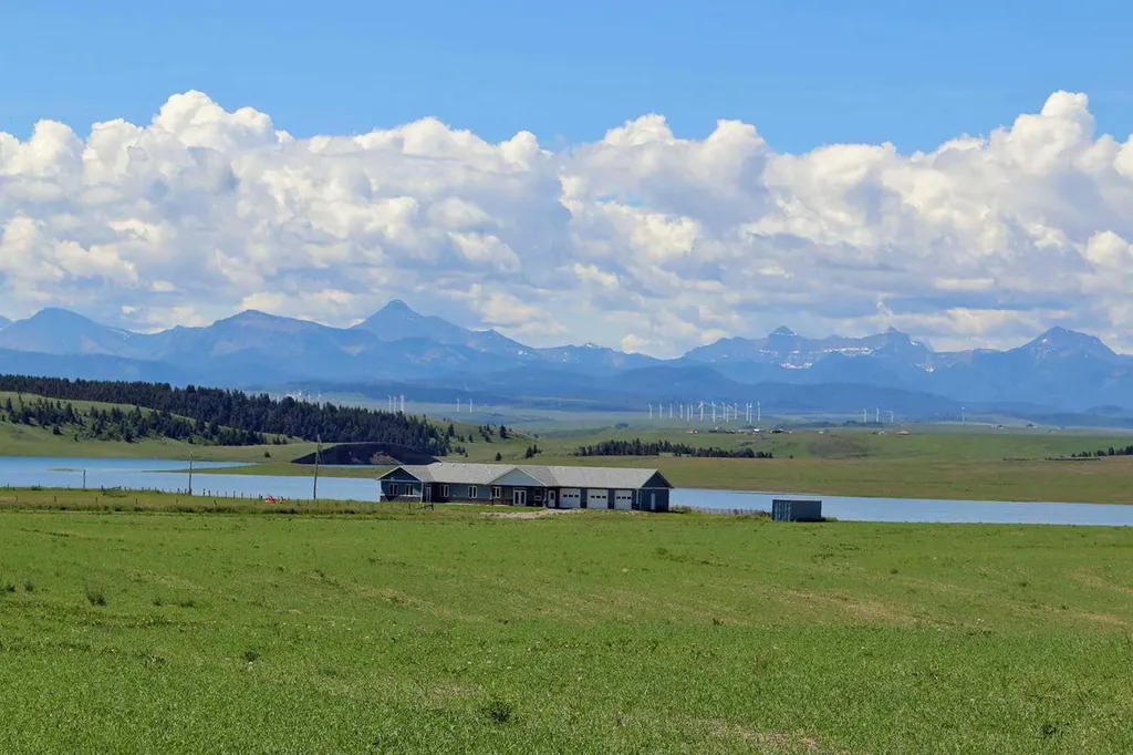 7516 Range Road 30-2a Rural Pincher Creek No. 9 M.d. Of AB T0K 0P0