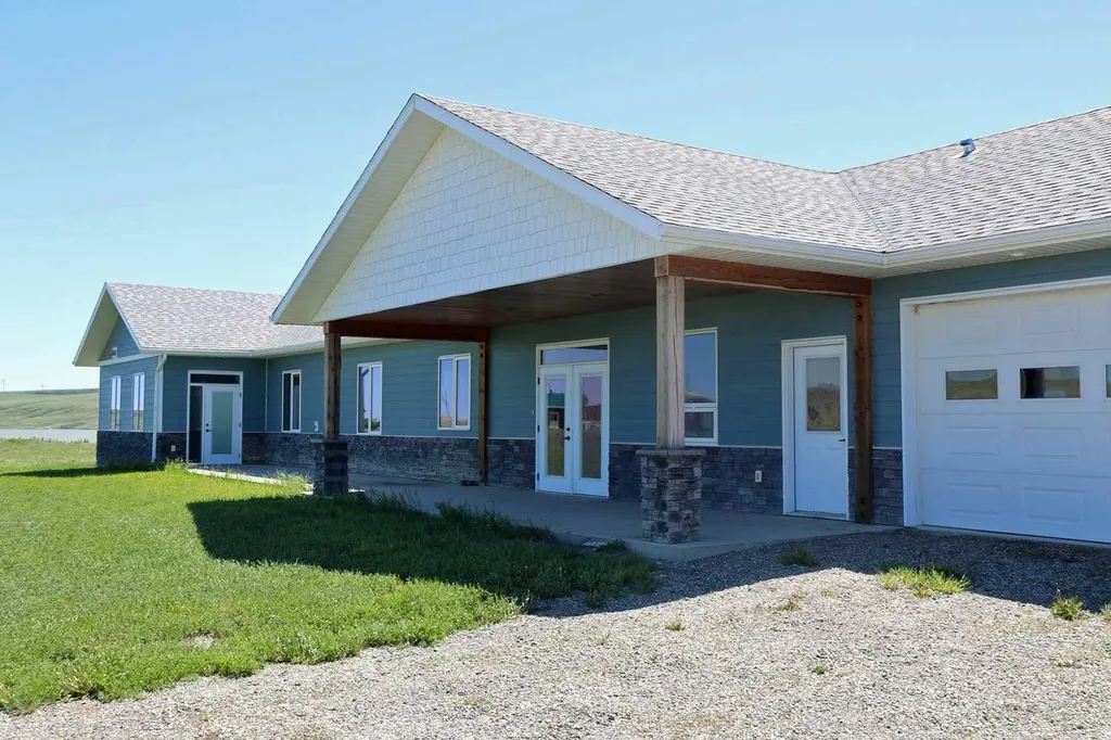 7516 Range Road 30-2a Rural Pincher Creek No. 9 M.d. Of AB T0K 0P0