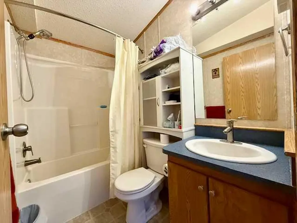4819 51 Avenue Millet AB T0C 1Z0