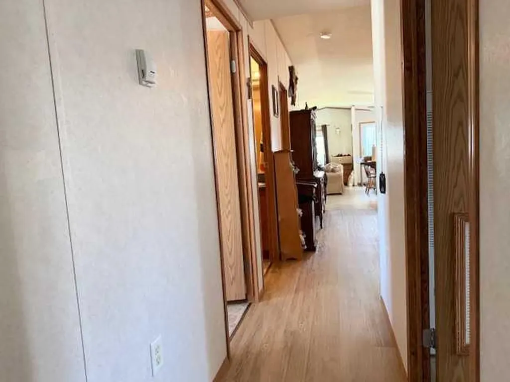 4819 51 Avenue Millet AB T0C 1Z0