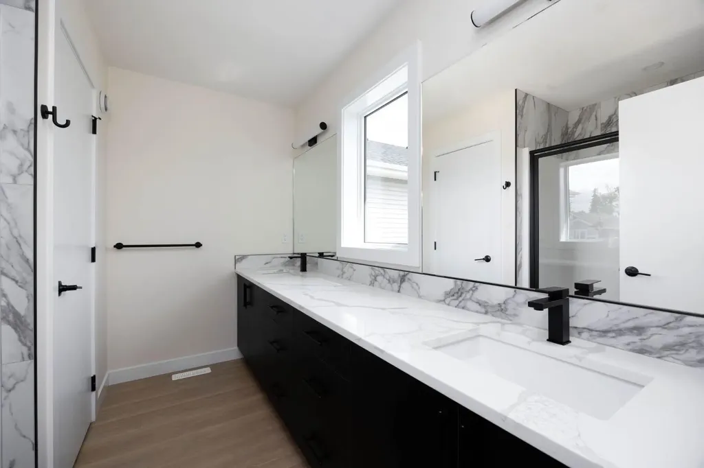 177 Dafoe Way Fort Mcmurray AB T9K2Y5