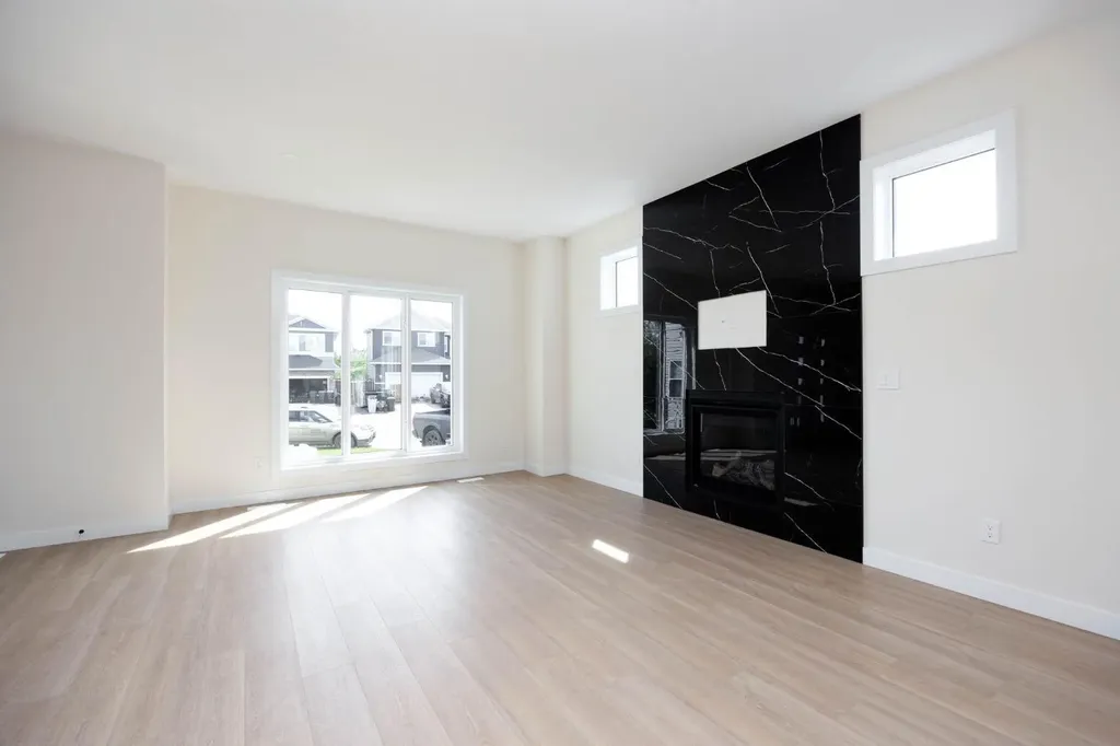 177 Dafoe Way Fort Mcmurray AB T9K2Y5