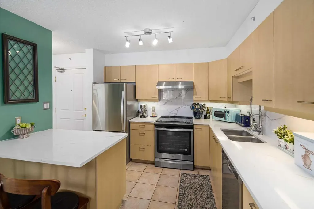 804 3 Avenue SW Calgary AB T2P0G9