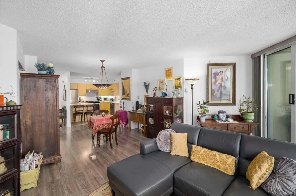 804 3 Avenue SW Calgary AB T2P0G9