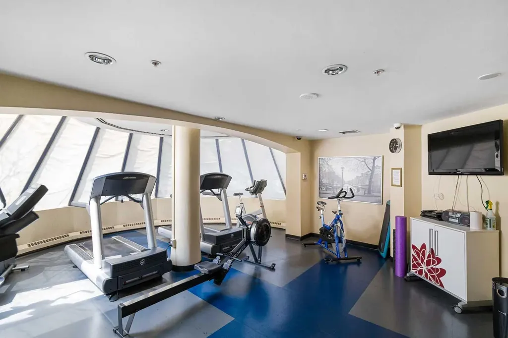 804 3 Avenue SW Calgary AB T2P0G9