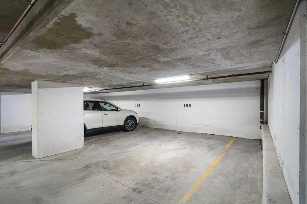 804 3 Avenue SW Calgary AB T2P0G9