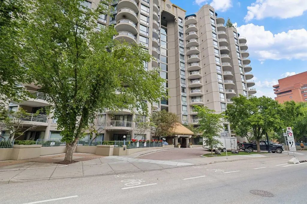 804 3 Avenue SW Calgary AB T2P0G9
