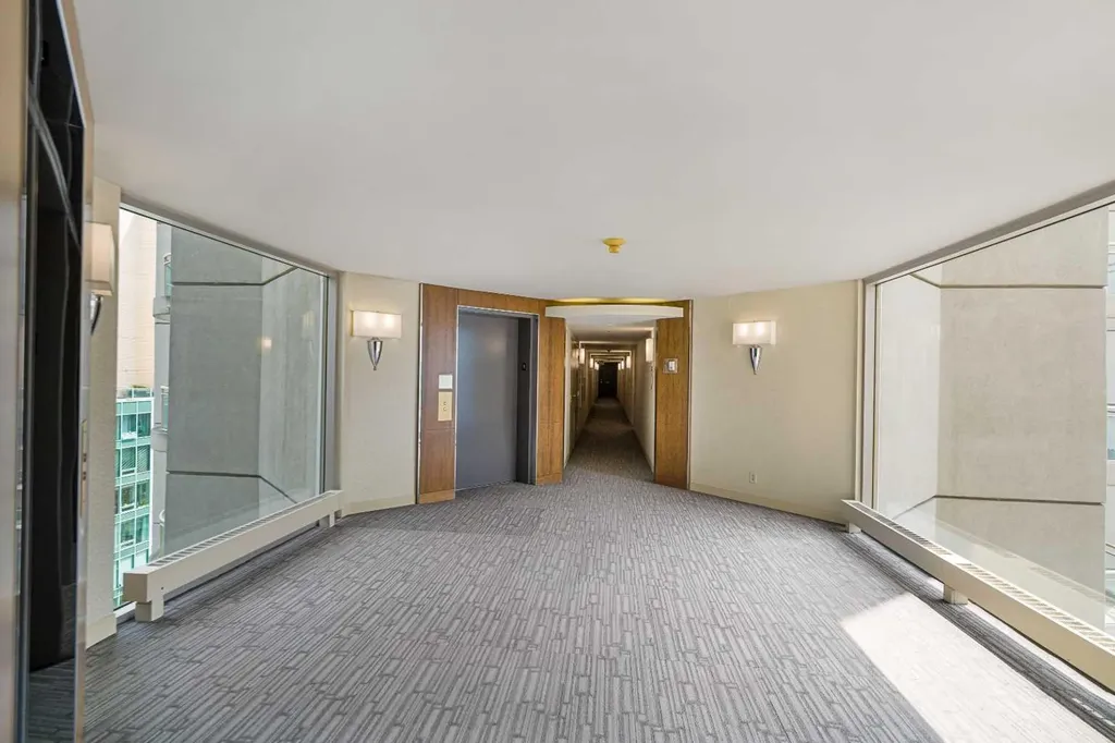 804 3 Avenue SW Calgary AB T2P0G9