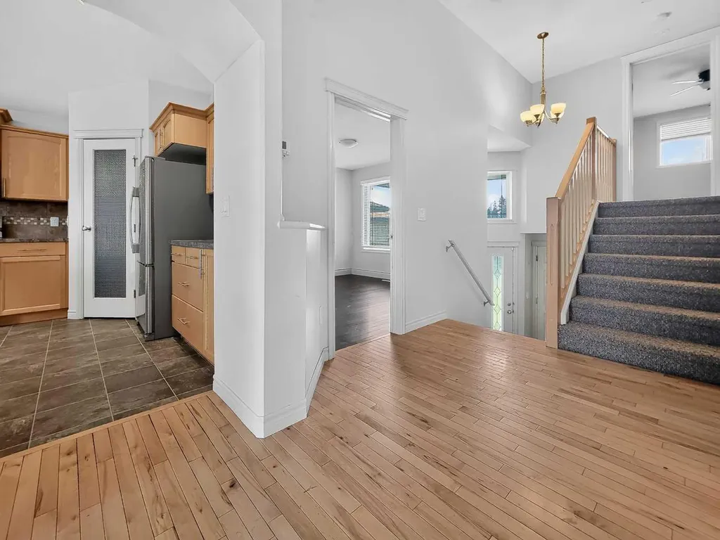 81 Pinnacle Lake Drive Grande Prairie AB T8W 0A9