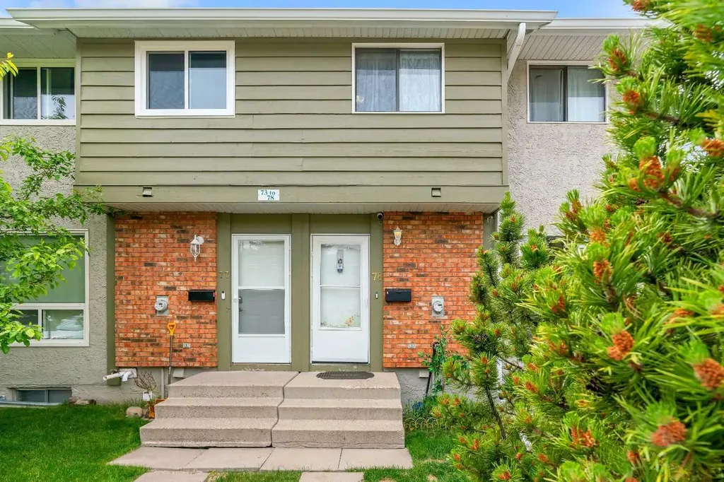 6915 Ranchview Drive NW Calgary AB T3G 1R8