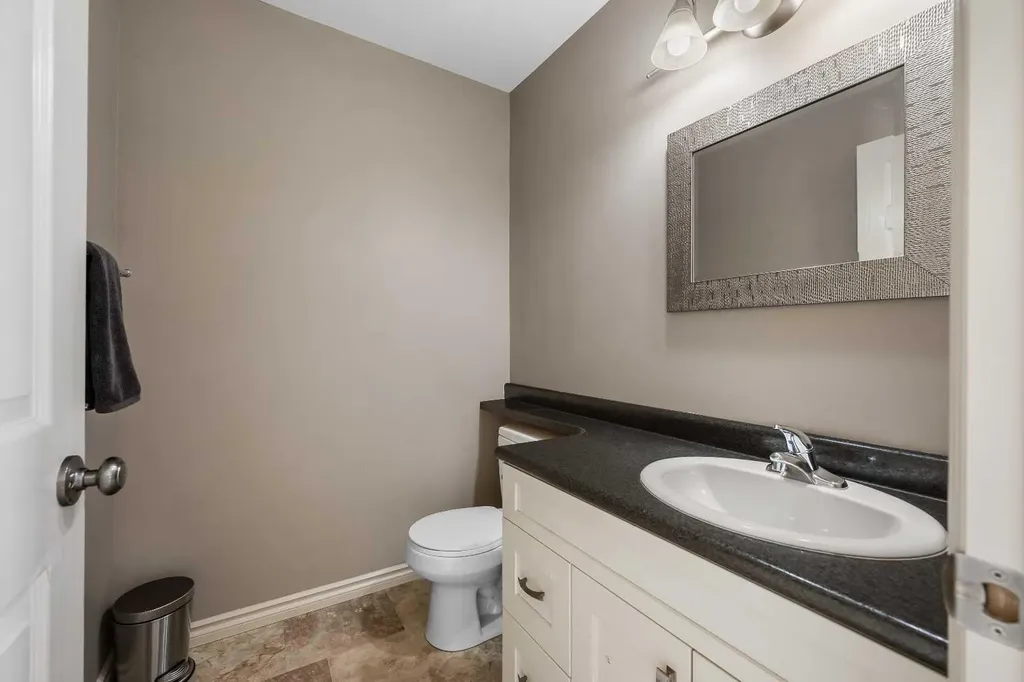 4321 32 Street Lloydminster SK S9V 2G8