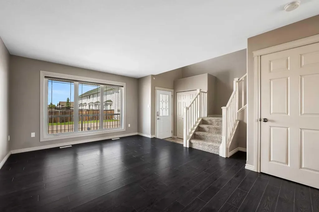 4321 32 Street Lloydminster SK S9V 2G8