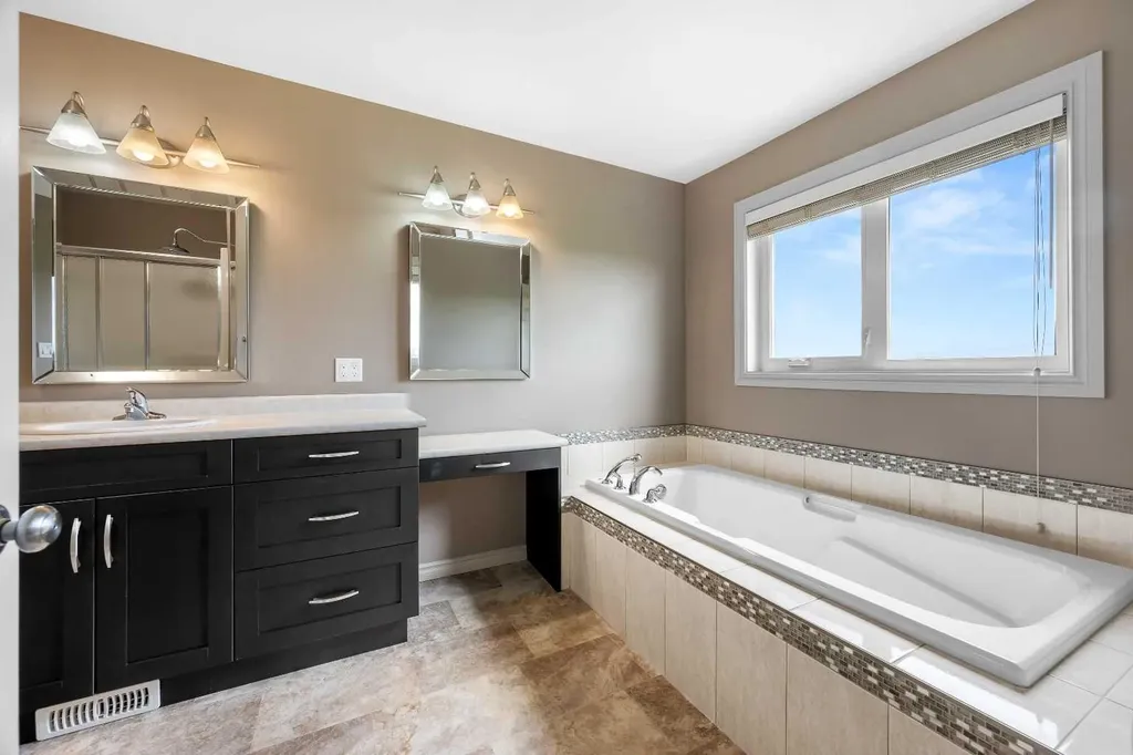 4321 32 Street Lloydminster SK S9V 2G8