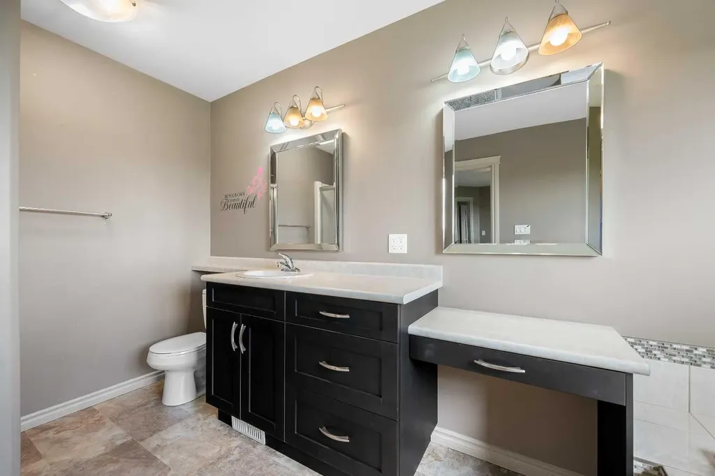 4321 32 Street Lloydminster SK S9V 2G8