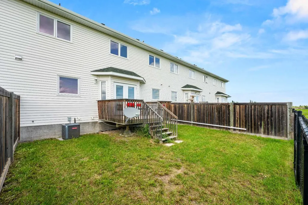 4321 32 Street Lloydminster SK S9V 2G8