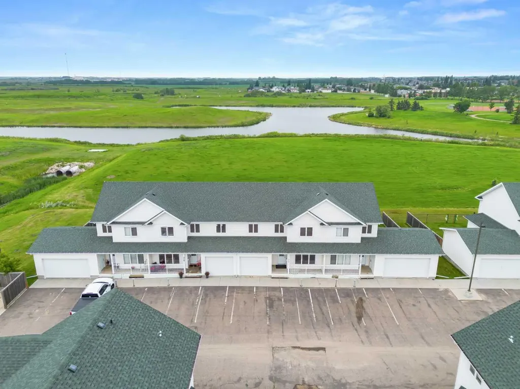 4321 32 Street Lloydminster SK S9V 2G8