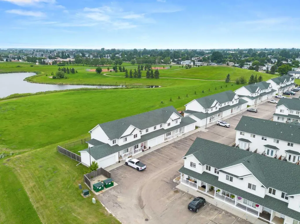 4321 32 Street Lloydminster SK S9V 2G8