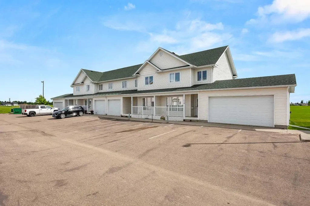 4321 32 Street Lloydminster SK S9V 2G8