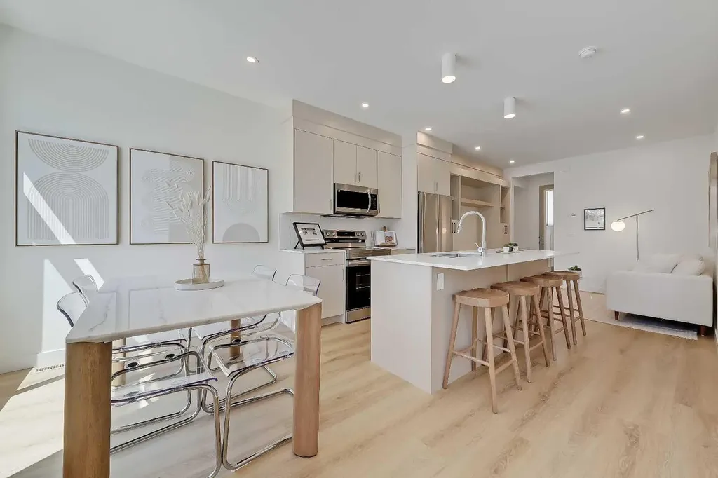 828 8 Avenue NE Calgary AB T2E 9E2