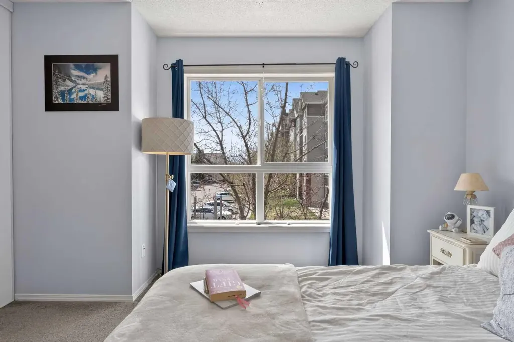 32 Erin Woods Court SE Calgary AB T2B 3V6