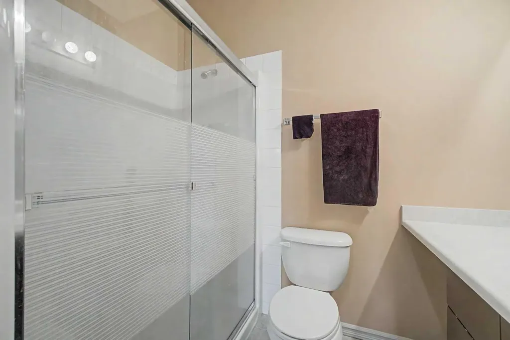 263 Macewan Road Edmonton AB T6W 0C4