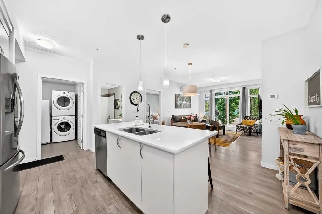 6603 New Brighton Avenue SE Calgary AB T2Z 5E5