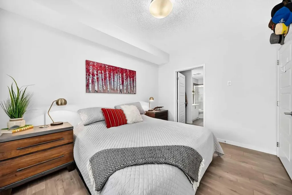 6603 New Brighton Avenue SE Calgary AB T2Z 5E5