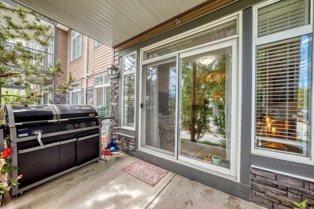 6603 New Brighton Avenue SE Calgary AB T2Z 5E5